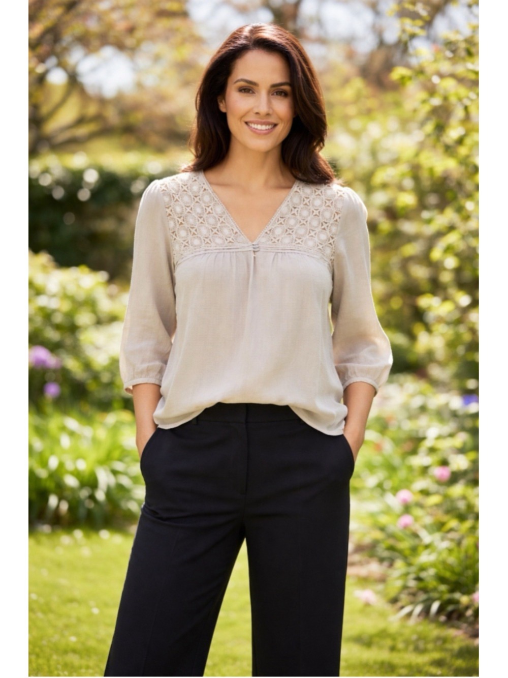 Malvin Hamburg Germany "I Love Linen" Boho Crochet Lace Peasant Blouse